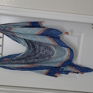 Beautiful paisley scarf / wrap